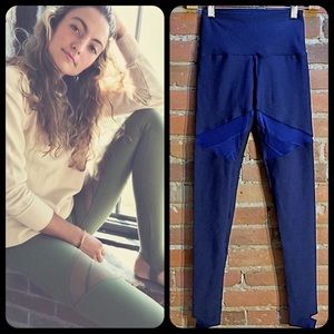 New Greater Than Sports Limited Edition Navy Soulshine Leggings